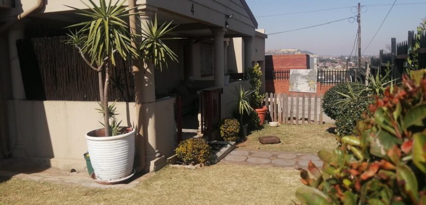 Spacious House For Sale Bosmont